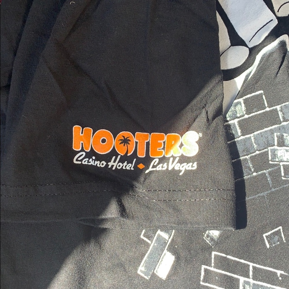 Shirt - Picture 2 of 4